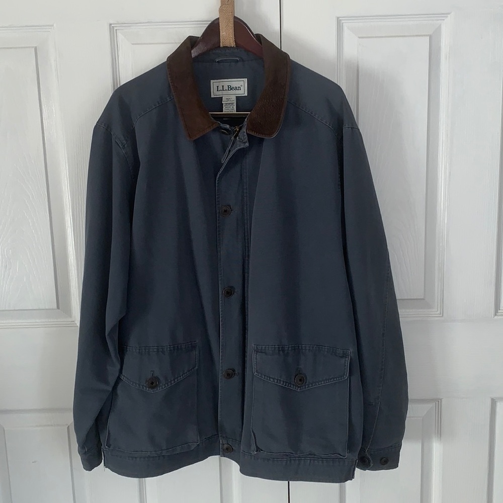 L.L. Bean Tall man XL blue jacket/field coat, plaid lining, brown leather collar